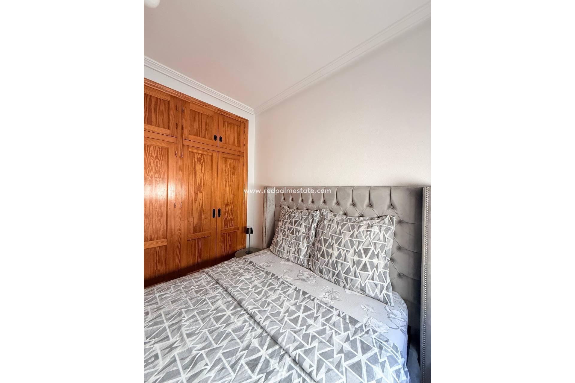 Resale - Apartment -
Torrevieja - Playa del Cura