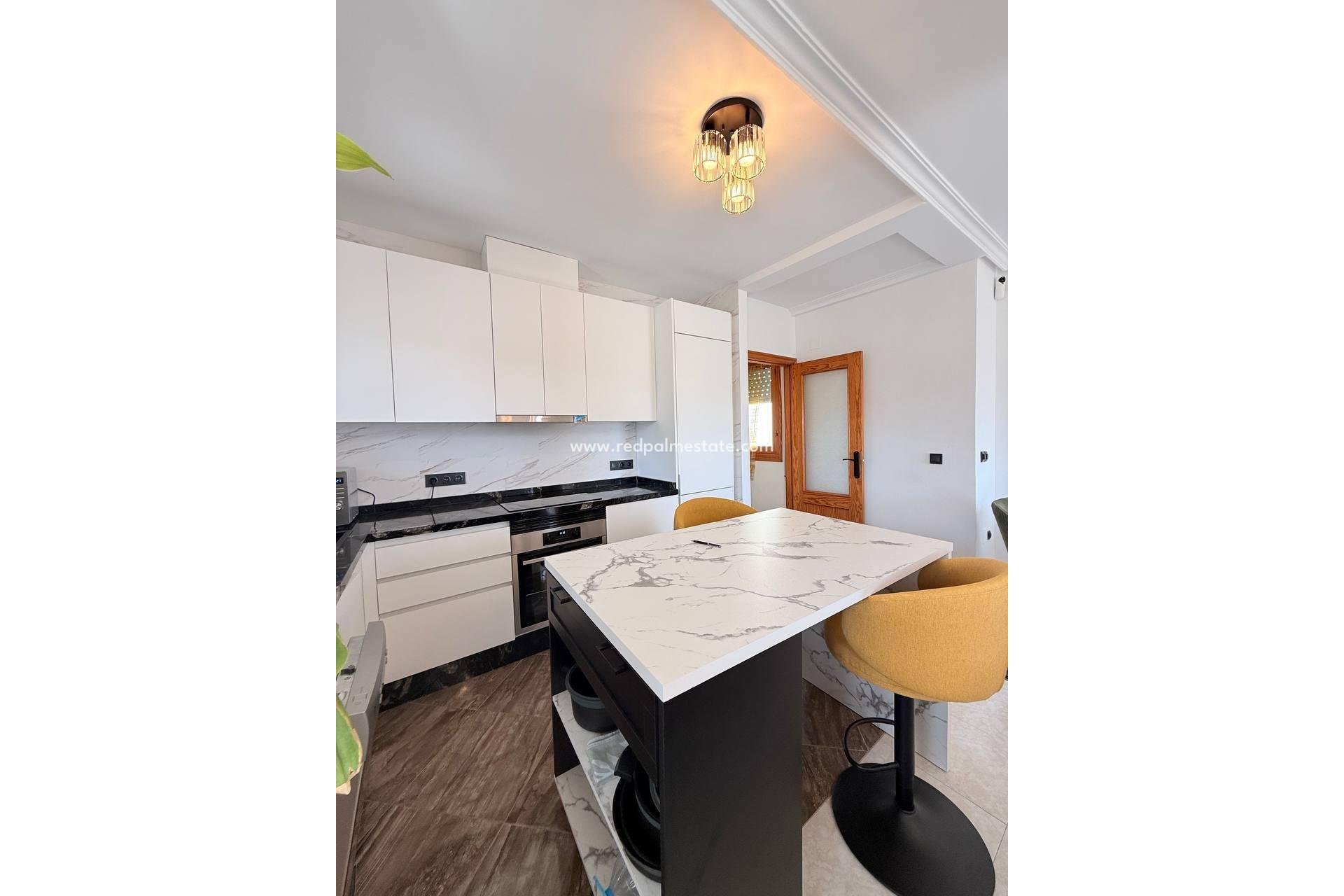 Resale - Apartment -
Torrevieja - Playa del Cura