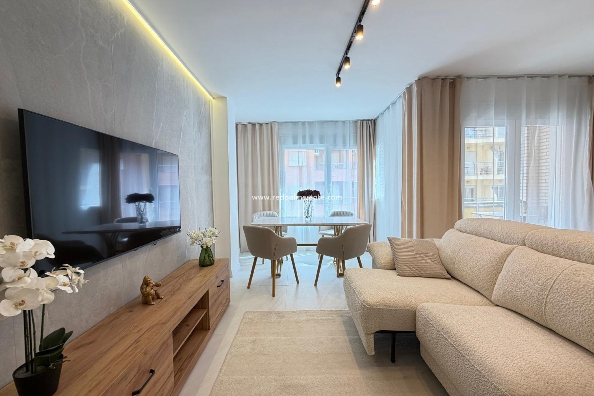 Resale - Apartment -
Torrevieja - Playa del Cura