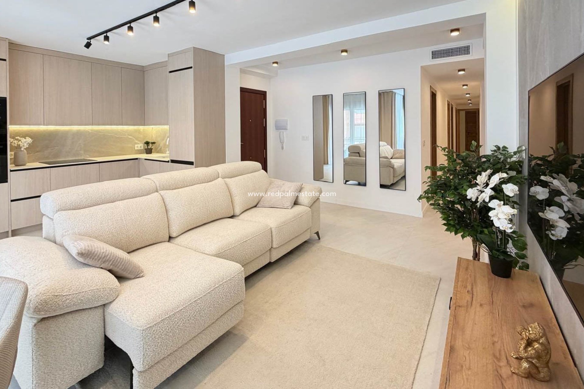 Resale - Apartment -
Torrevieja - Playa del Cura