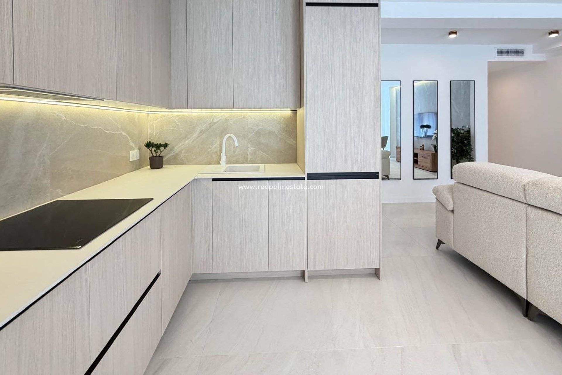 Resale - Apartment -
Torrevieja - Playa del Cura