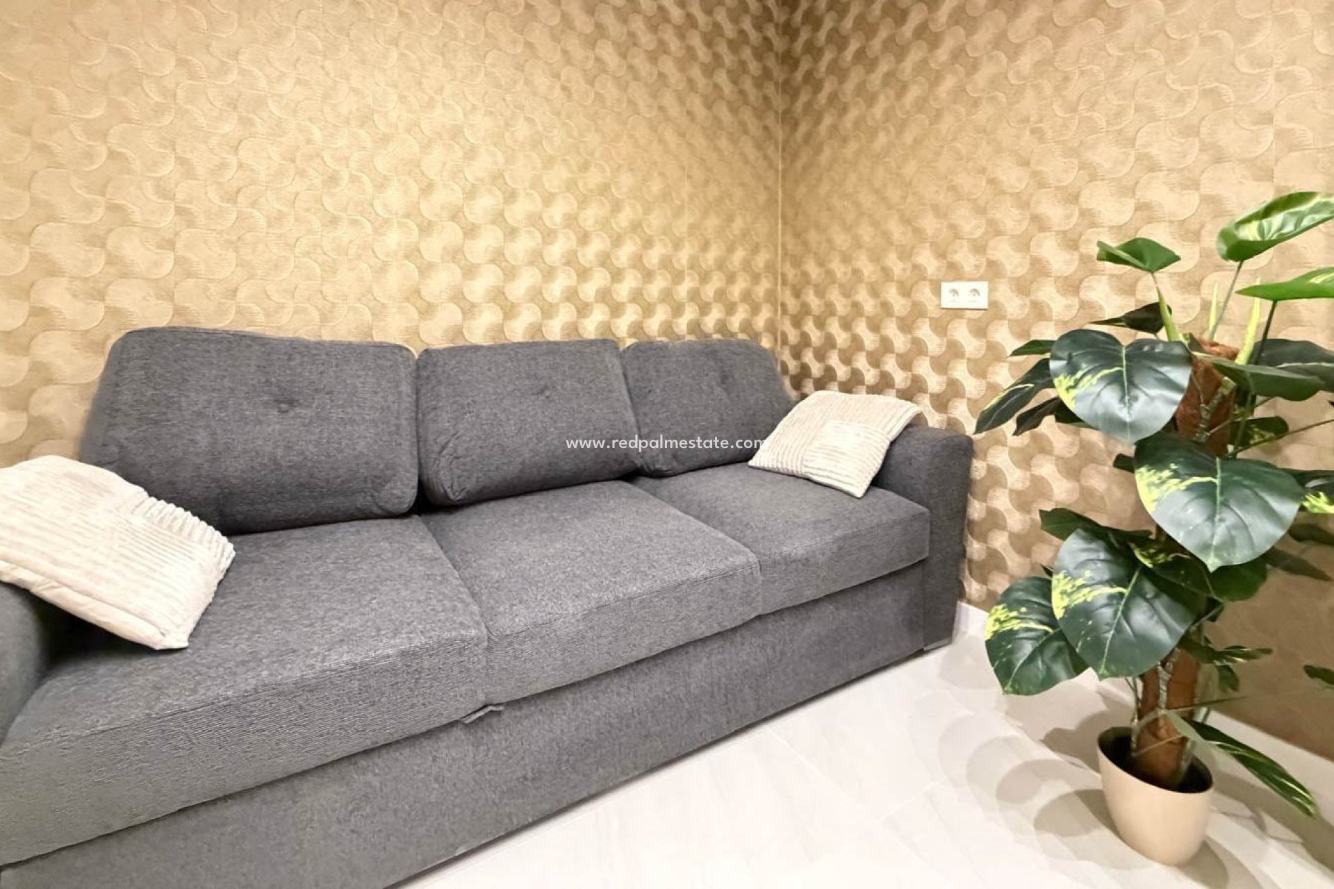 Resale - Apartment -
Torrevieja - Playa del Cura