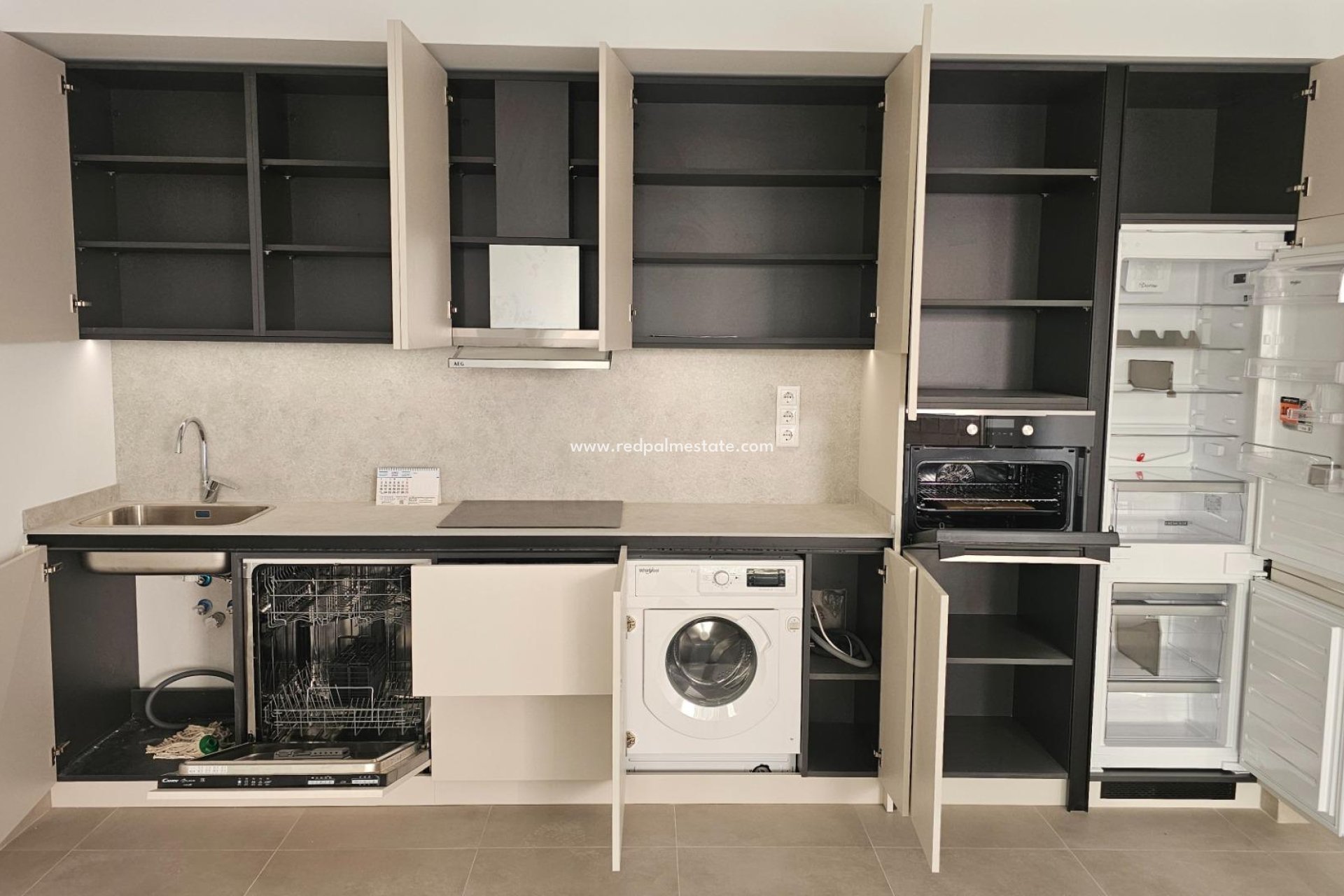 Resale - Apartment -
Torrevieja - Playa del Cura