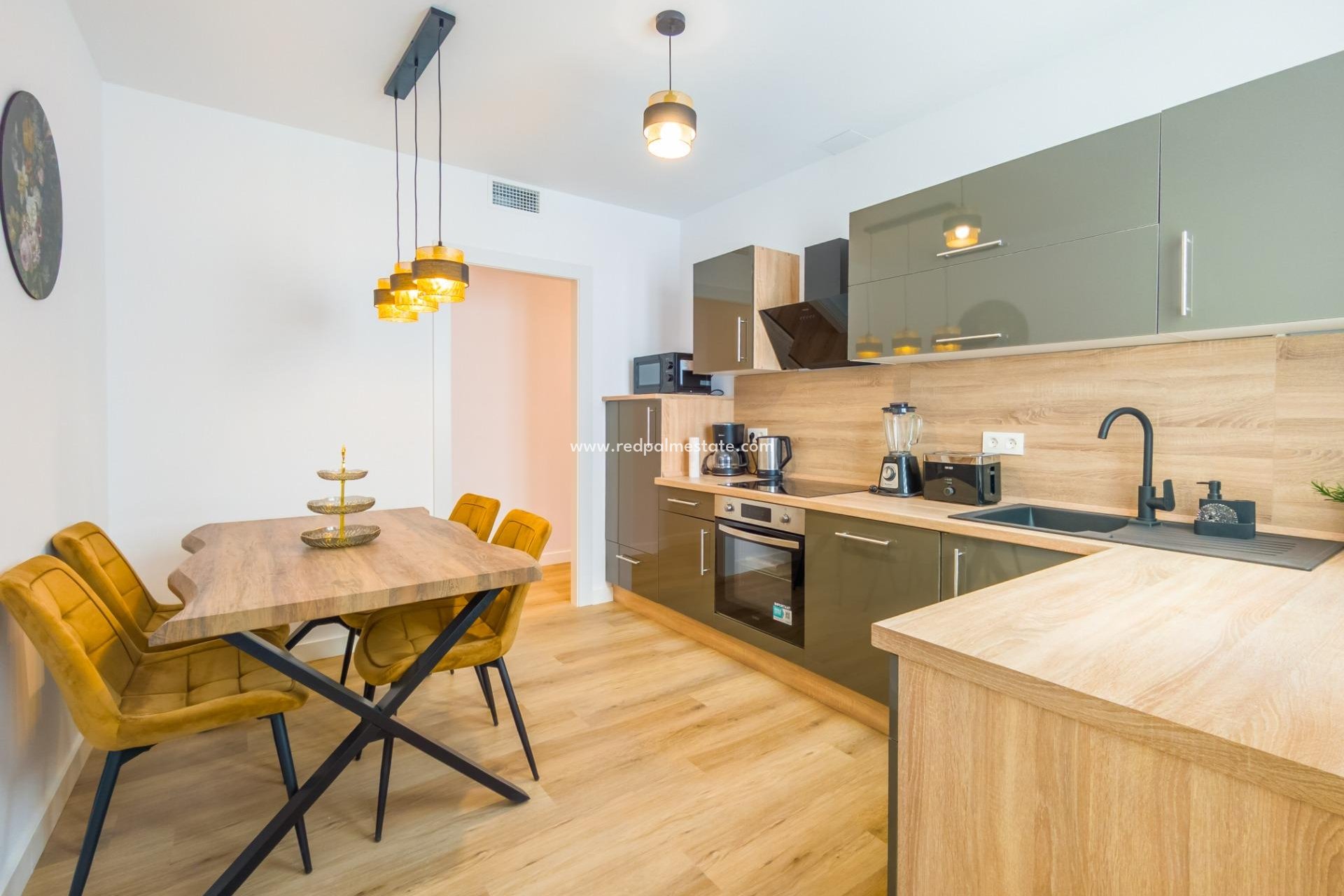 Resale - Apartment -
Torrevieja - Playa del Cura