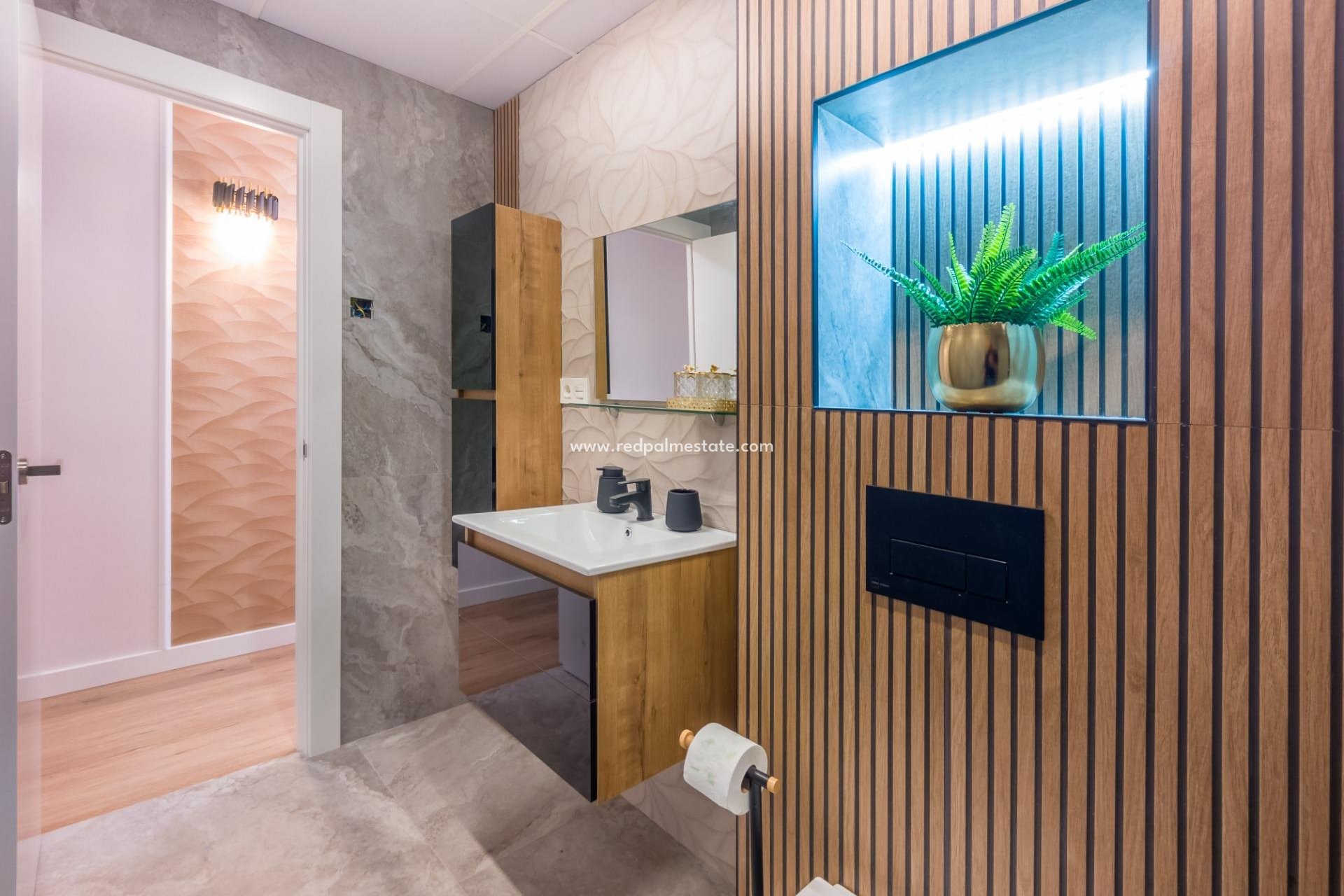Resale - Apartment -
Torrevieja - Playa del Cura