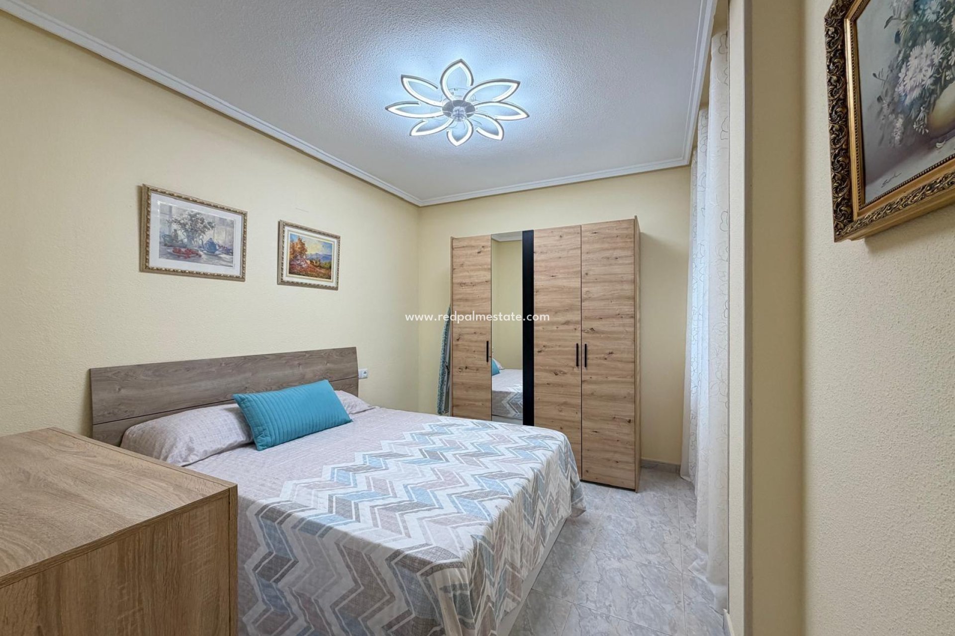 Resale - Apartment -
Torrevieja - Playa del Cura