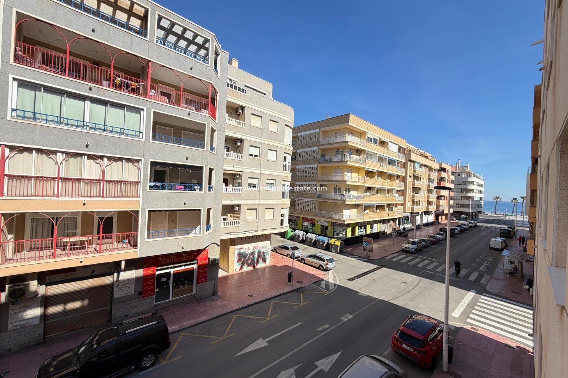 Resale - Apartment -
Torrevieja - Playa del Cura