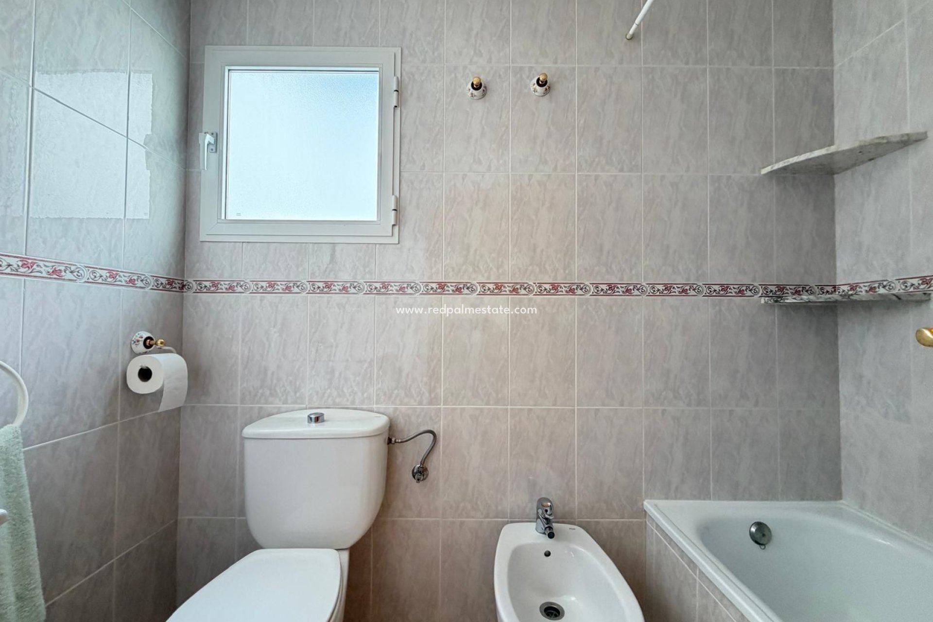 Resale - Apartment -
Torrevieja - Playa del Cura