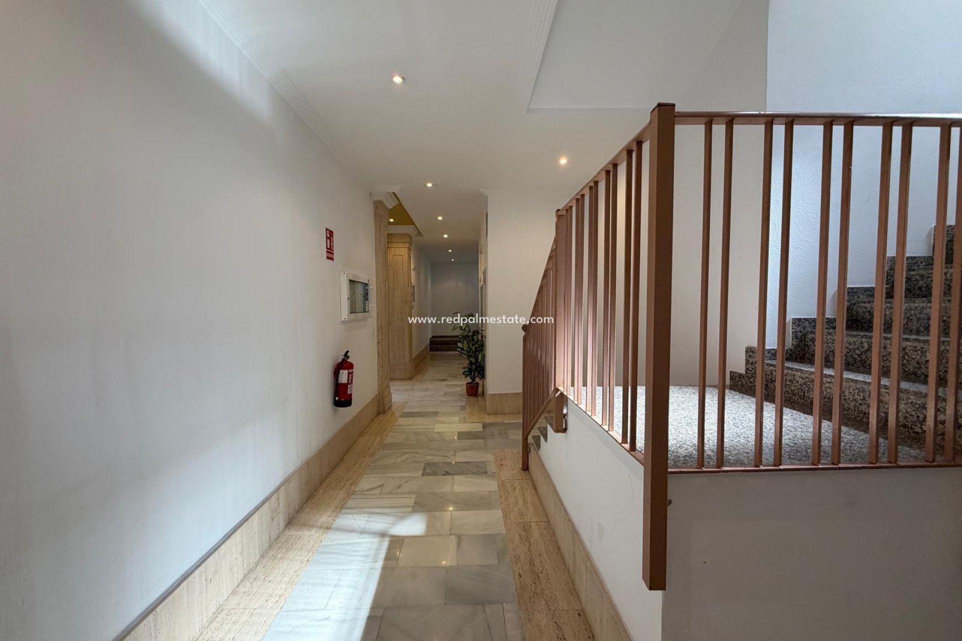 Resale - Apartment -
Torrevieja - Playa del Cura