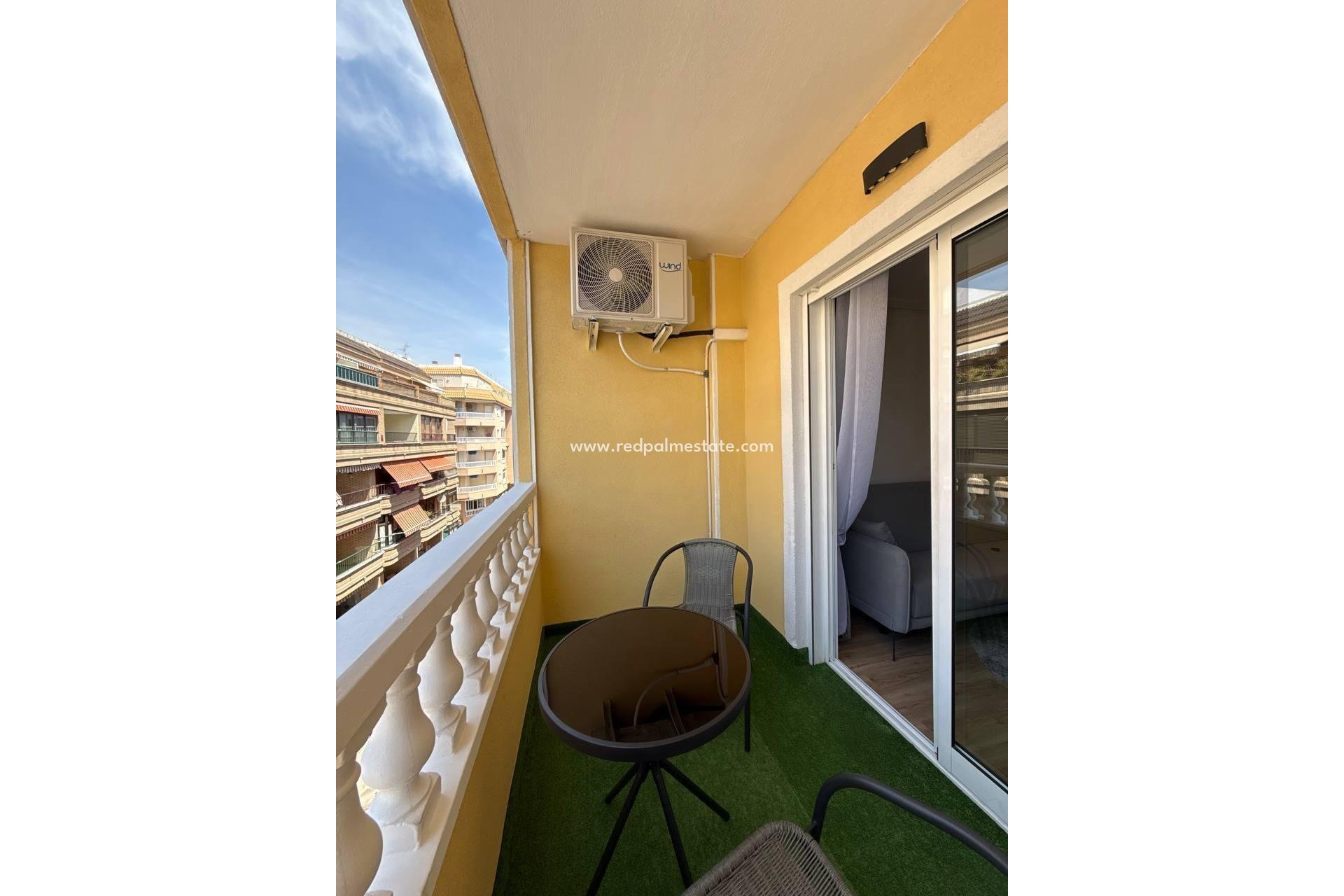 Resale - Apartment -
Torrevieja - Playa del Cura