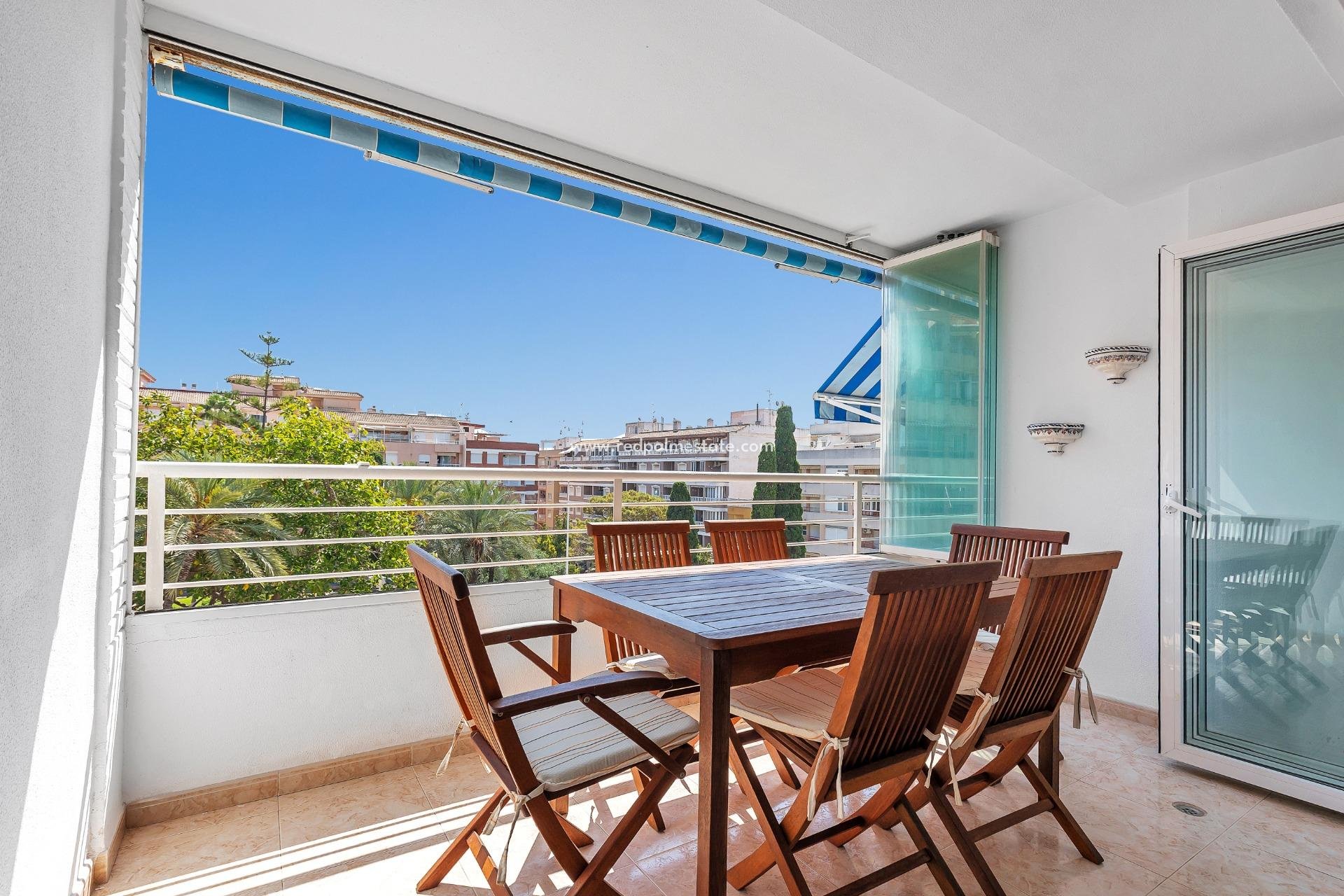 Resale - Apartment -
Torrevieja - Playa del Cura