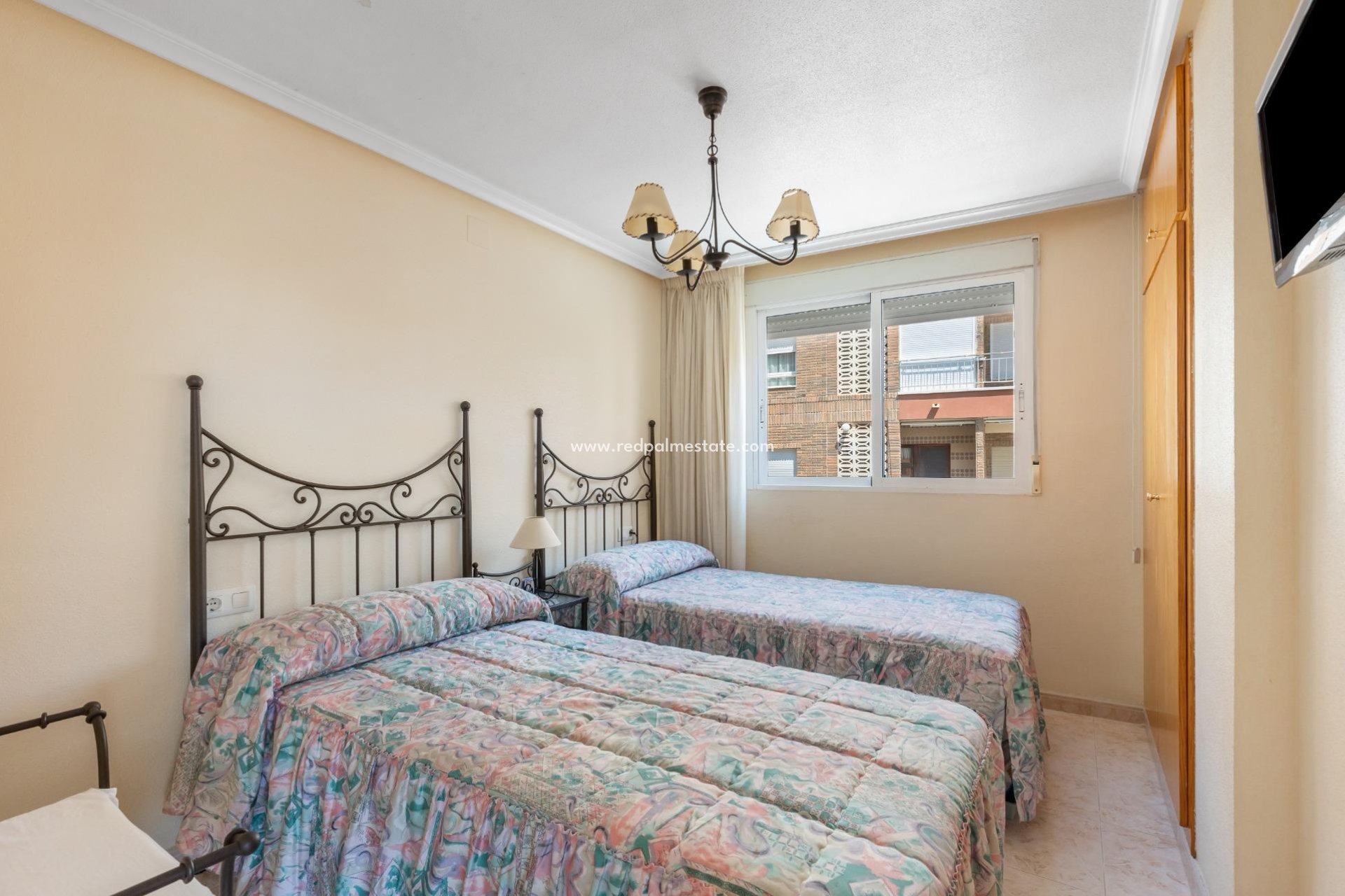 Resale - Apartment -
Torrevieja - Playa del Cura