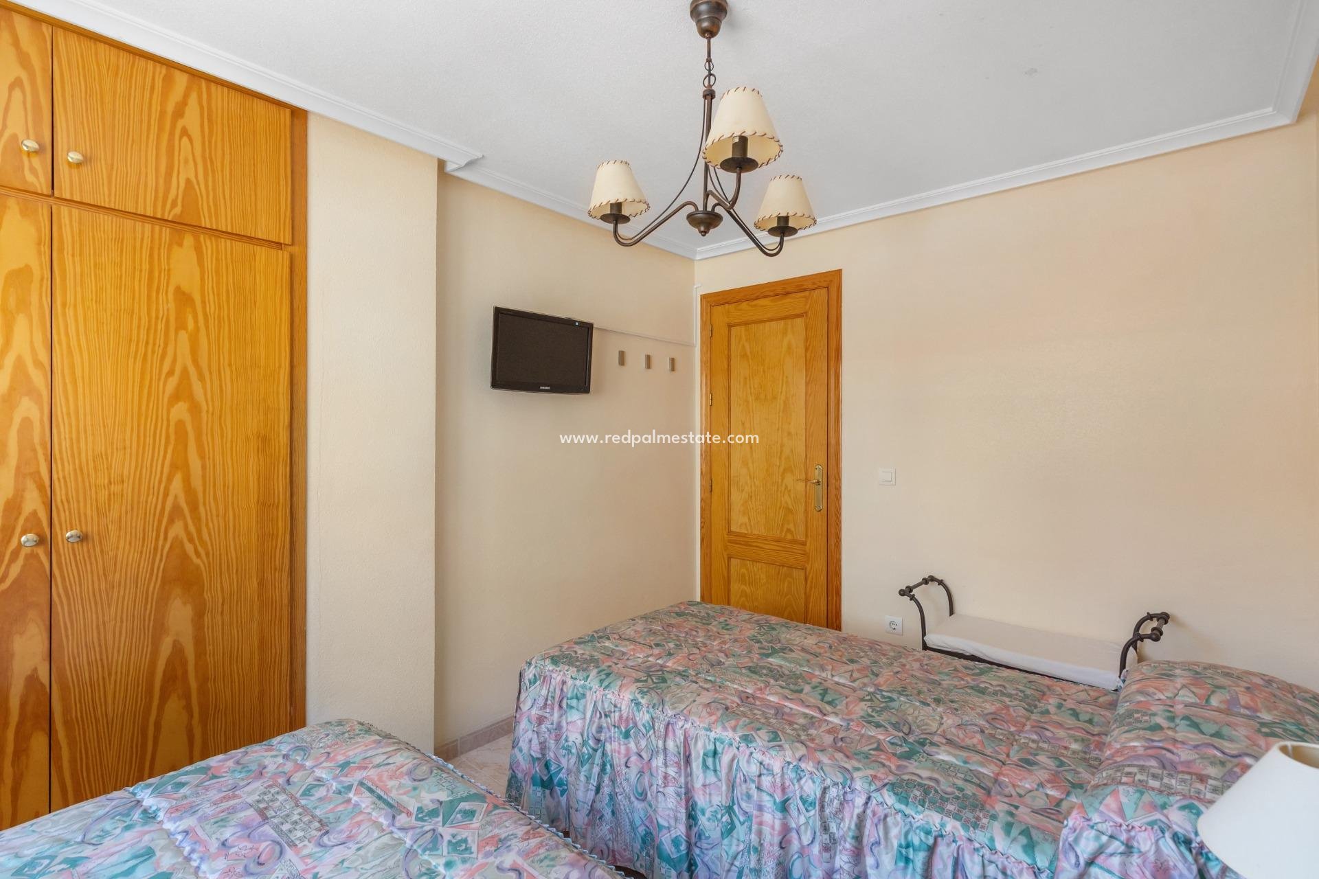 Resale - Apartment -
Torrevieja - Playa del Cura