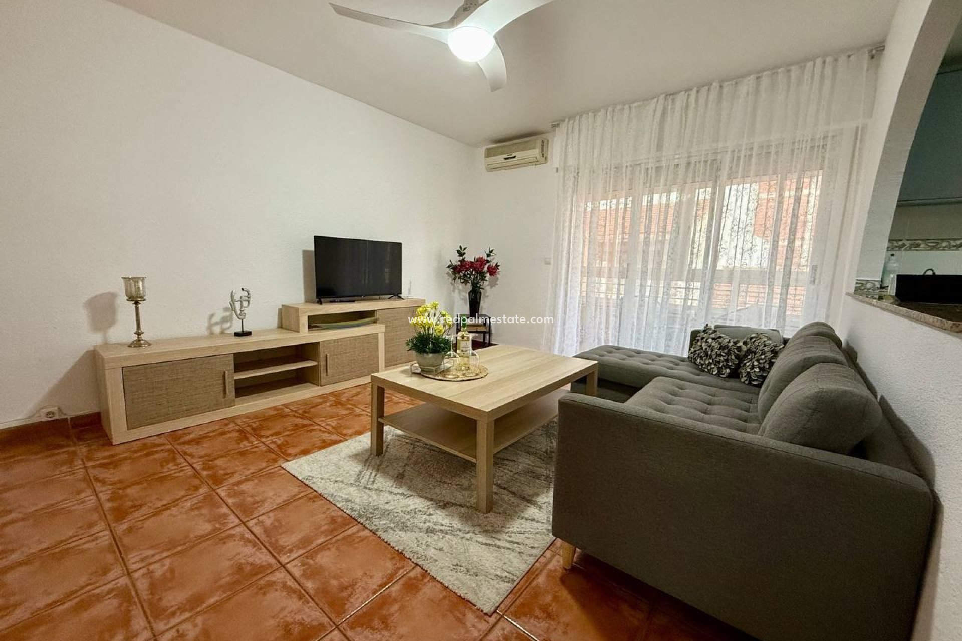 Resale - Apartment -
Torrevieja - Playa del Cura