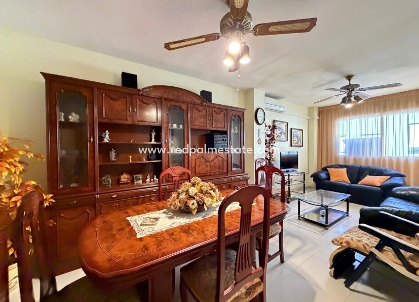 Resale - Apartment -
Torrevieja - Playa del Cura