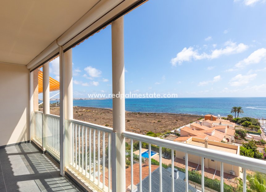 Resale - Apartment -
Torrevieja - Punta Prima Torrevieja