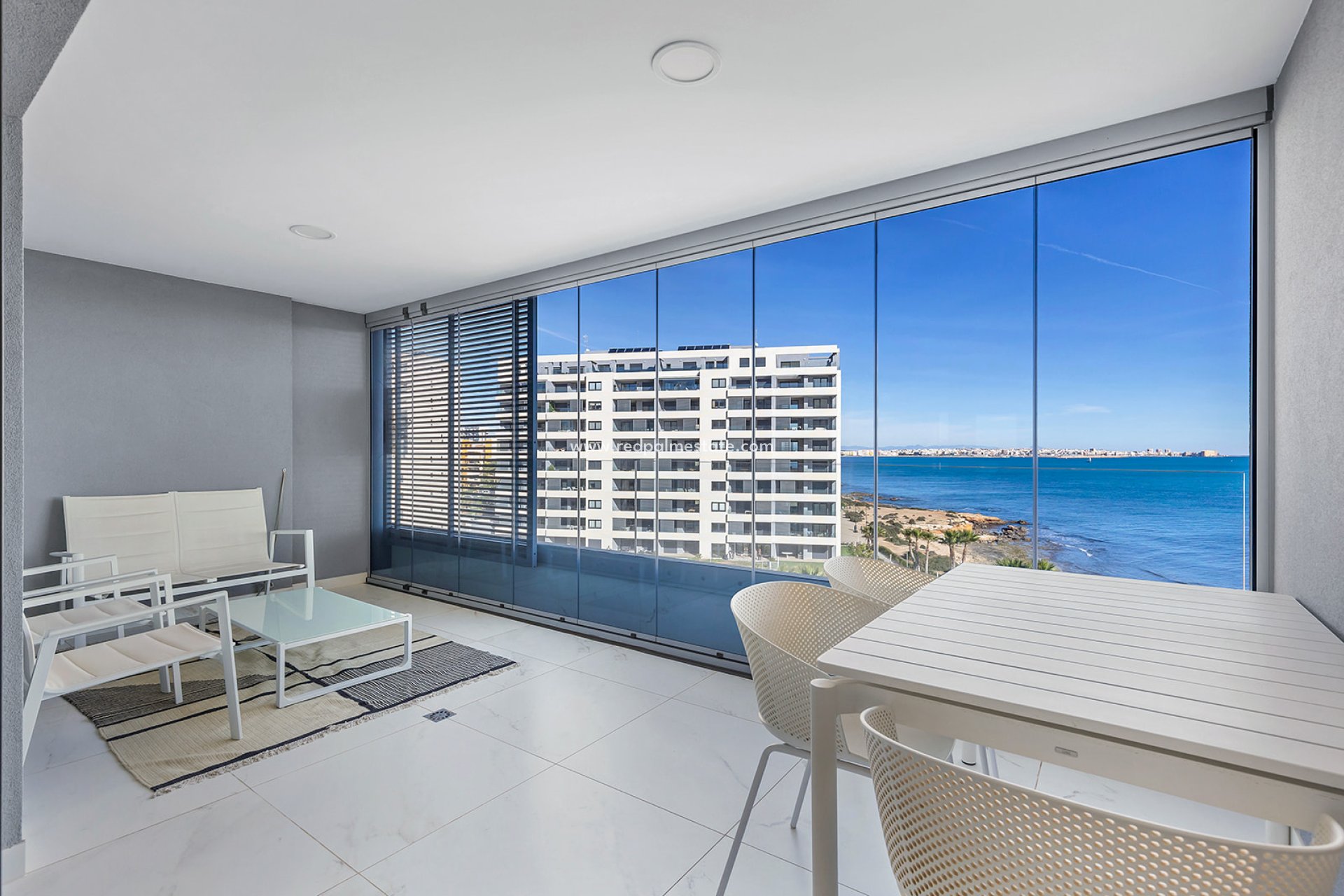 Resale - Apartment -
Torrevieja - Punta prima