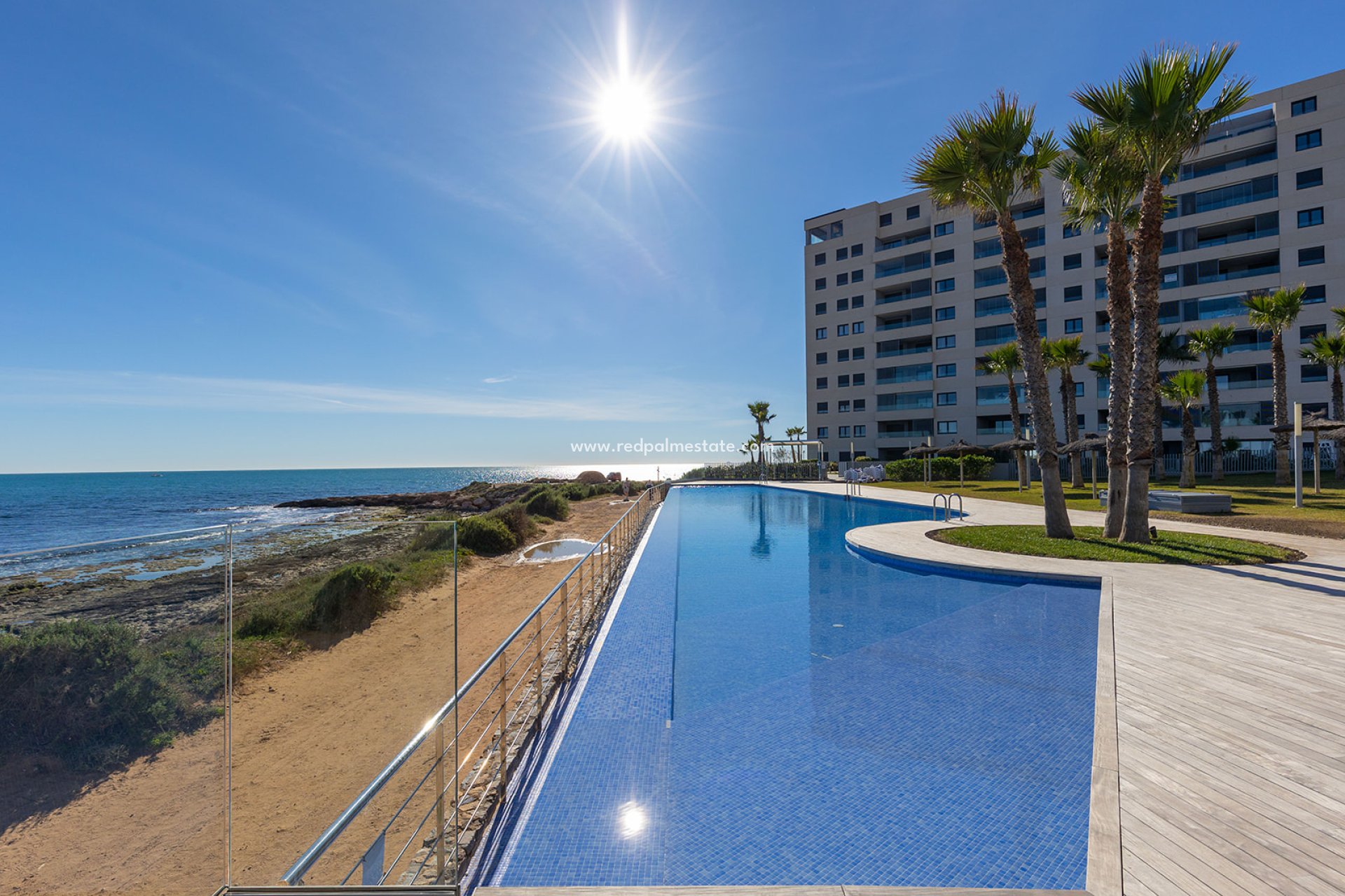 Resale - Apartment -
Torrevieja - Punta prima