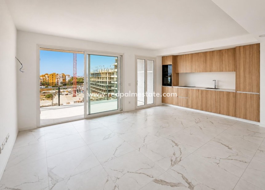 Resale - Apartment -
Torrevieja - Punta prima