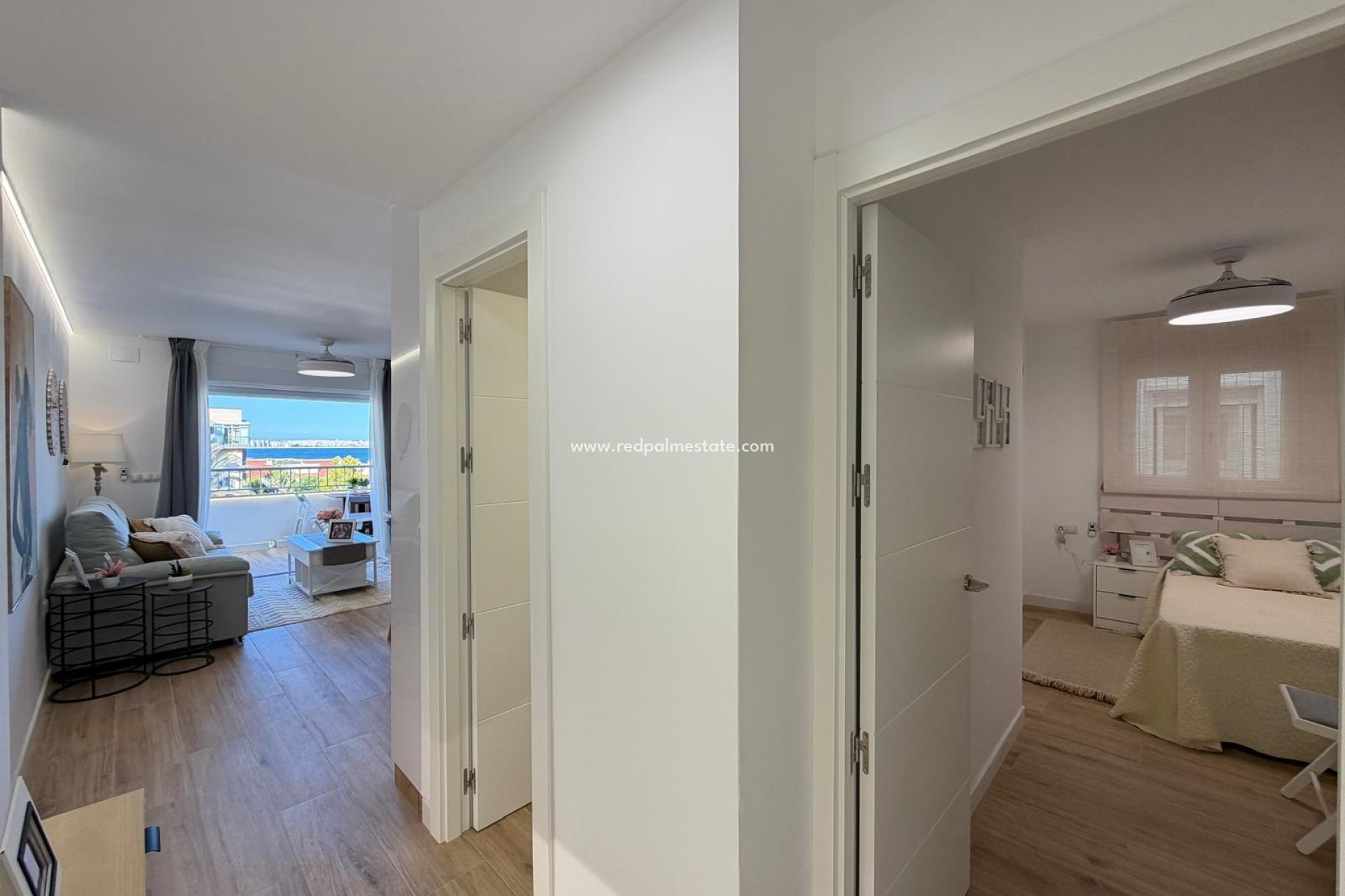 Resale - Apartment -
Torrevieja - Punta prima