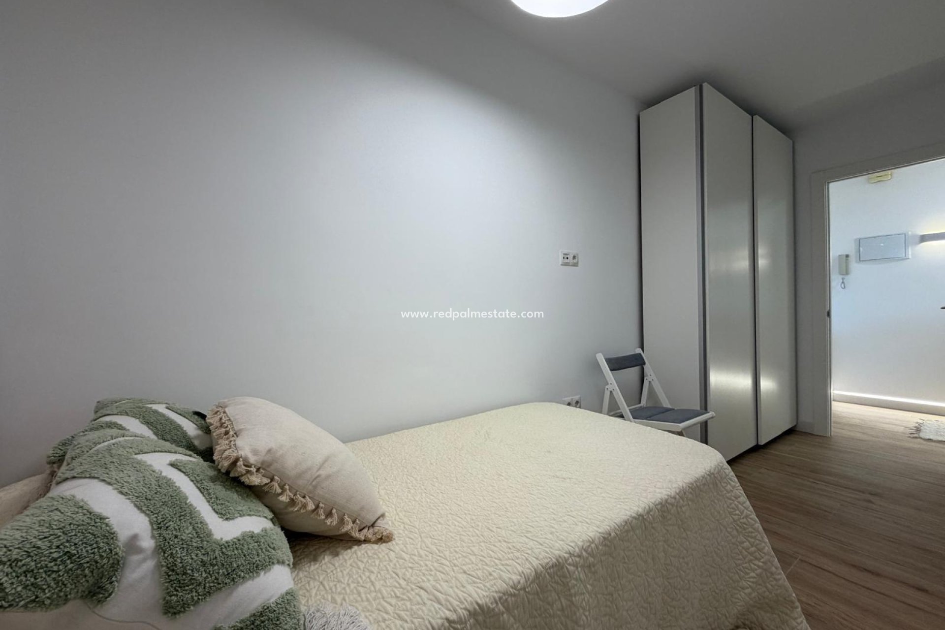Resale - Apartment -
Torrevieja - Punta prima