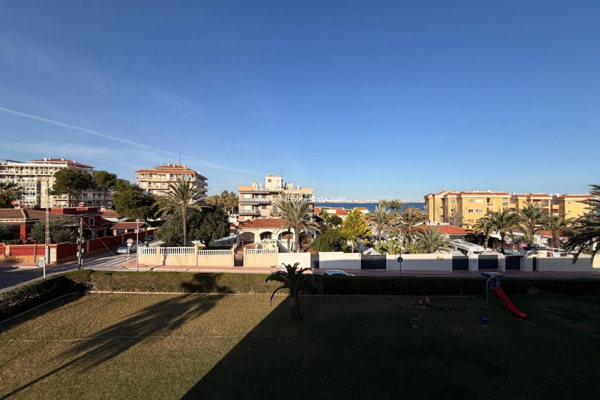 Resale - Apartment -
Torrevieja - Punta prima