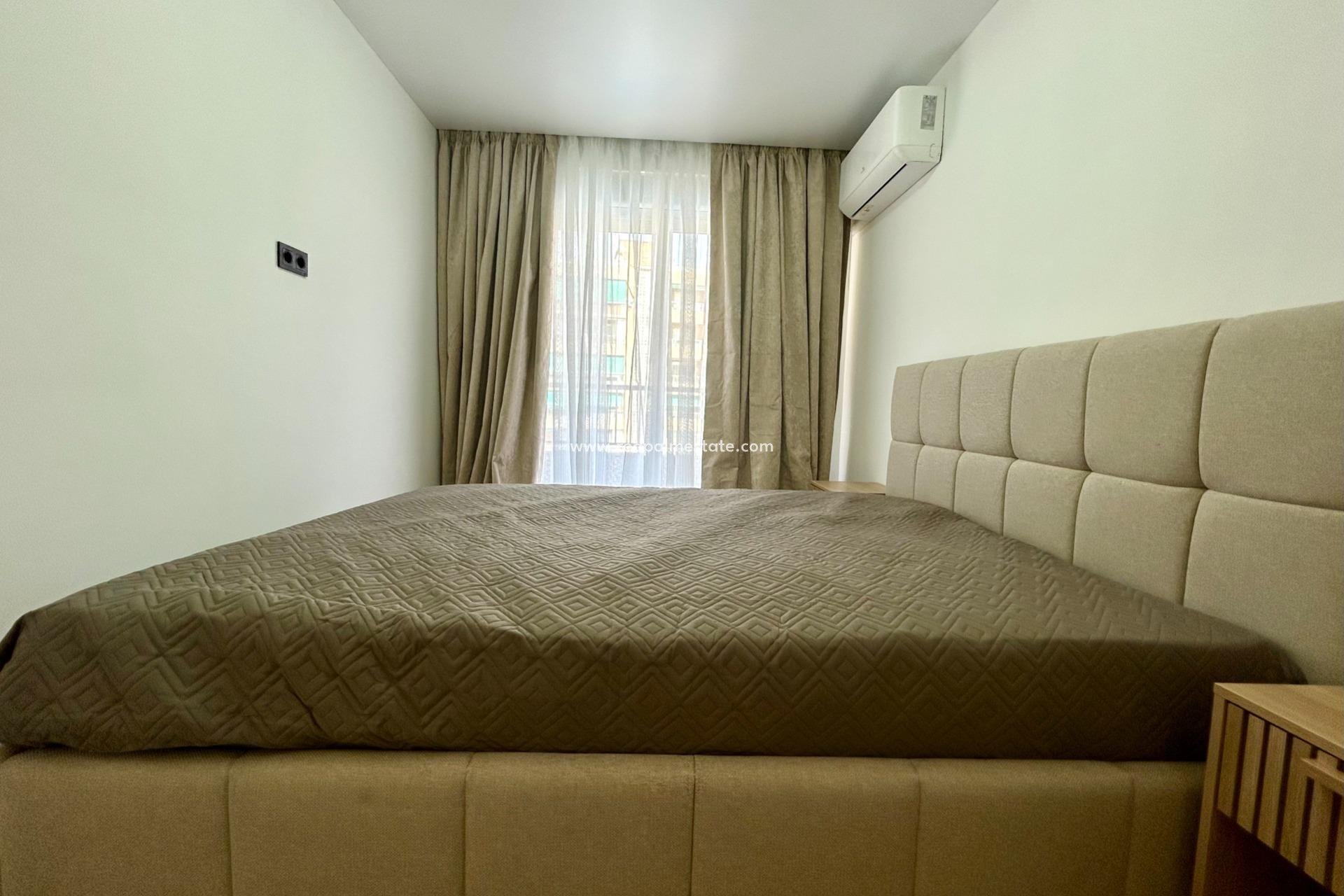 Resale - Apartment -
Torrevieja - Punta prima