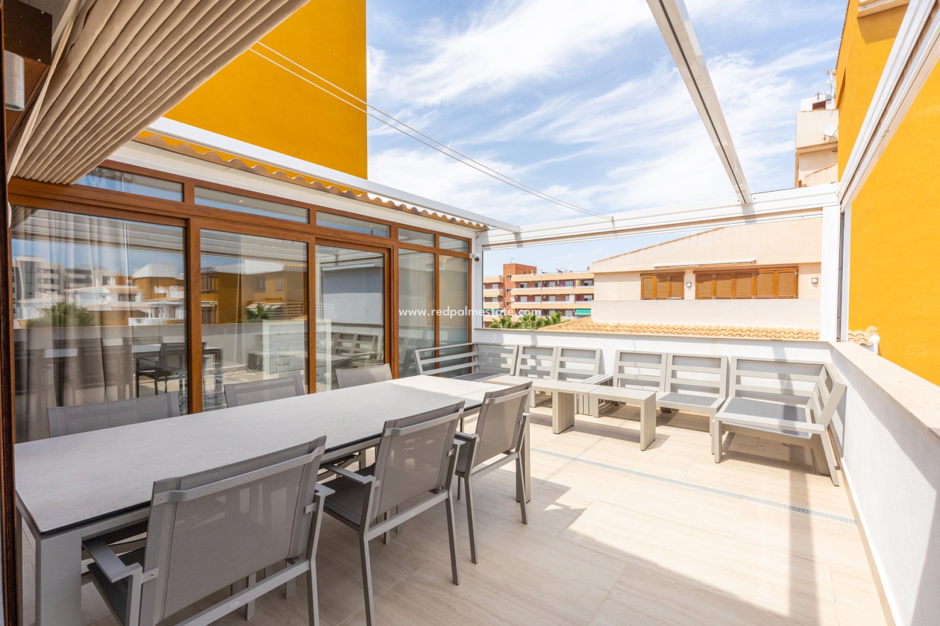 Resale - Apartment -
Torrevieja - Punta prima
