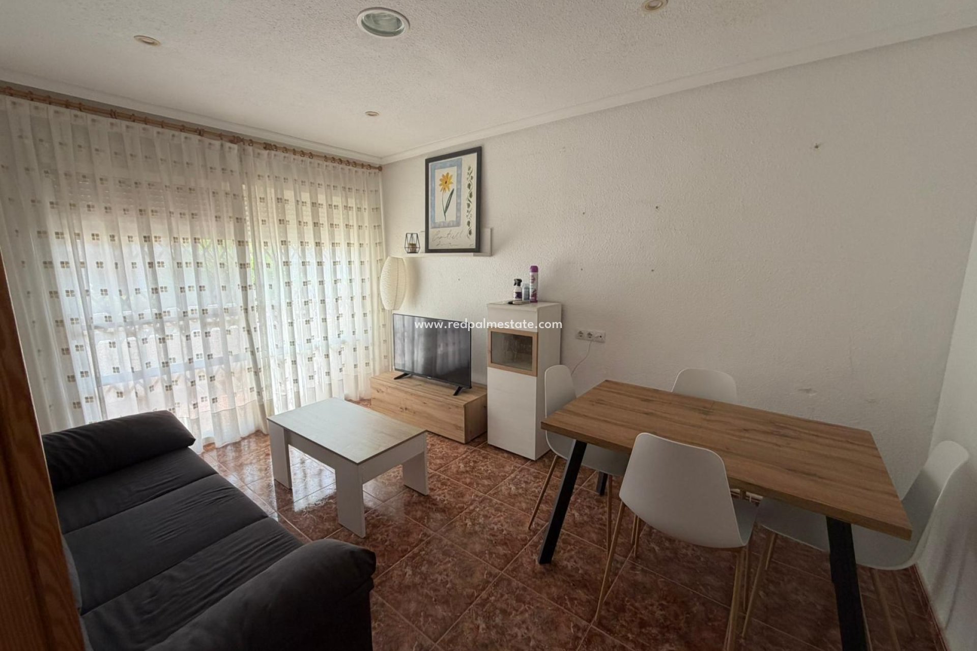 Resale - Apartment -
Torrevieja - Punta prima