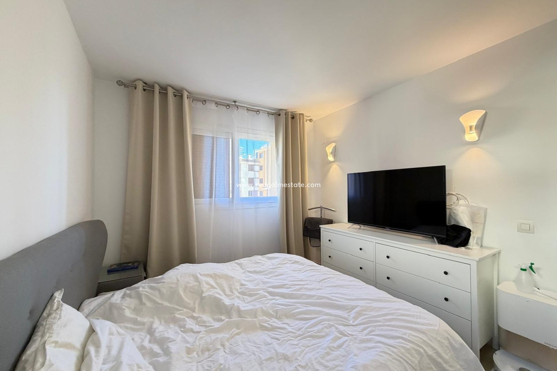 Resale - Apartment -
Torrevieja - Punta prima