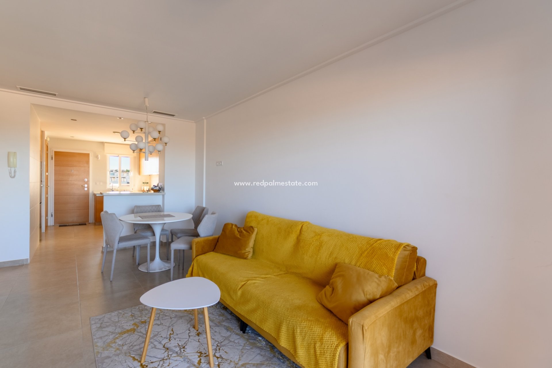Resale - Apartment -
Torrevieja - Punta prima
