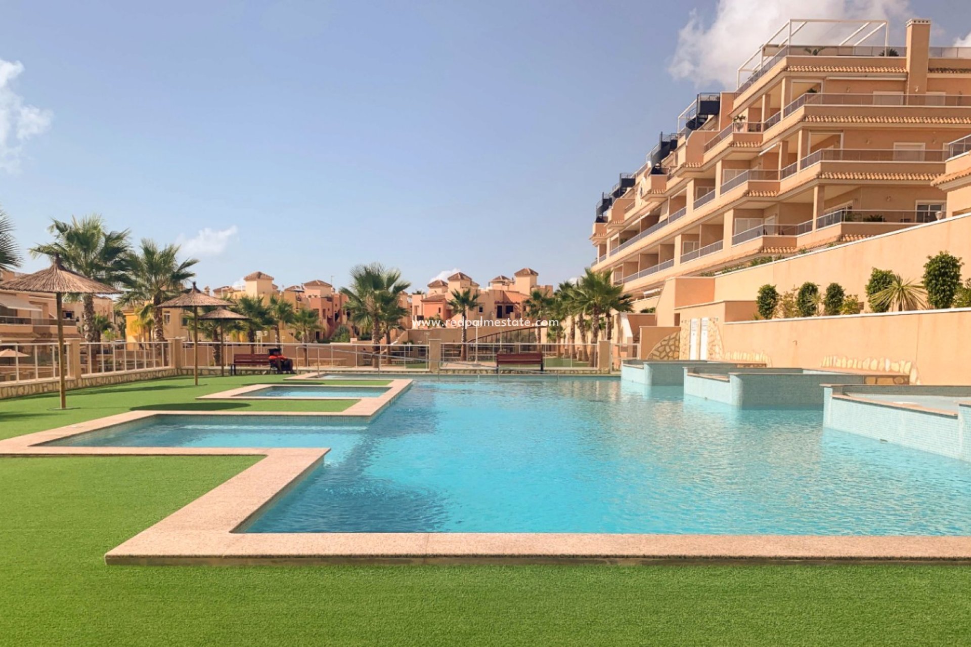 Resale - Apartment -
Torrevieja - Punta prima