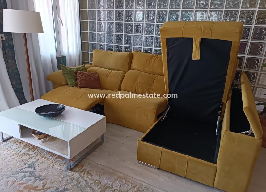 Resale - Apartment -
Torrevieja - Punta Prima