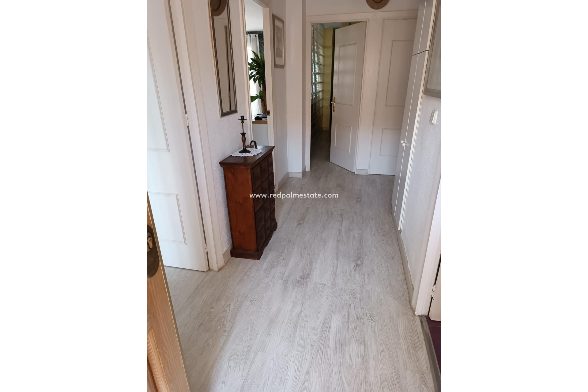 Resale - Apartment -
Torrevieja - Punta Prima