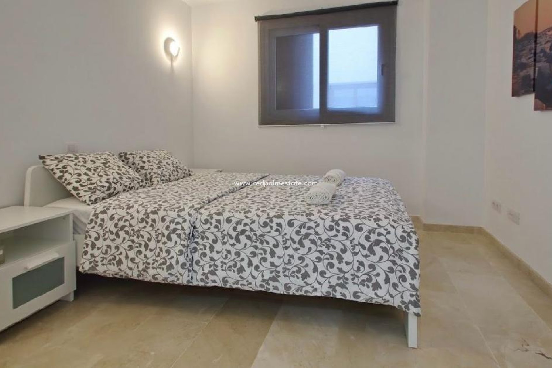 Resale - Apartment -
Torrevieja - Punta prima