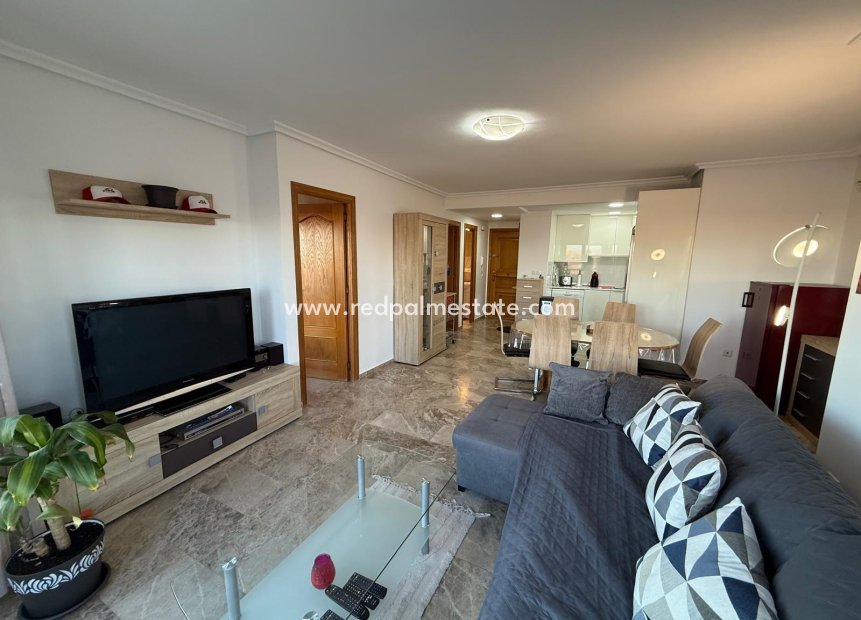 Resale - Apartment -
Torrevieja - Punta prima