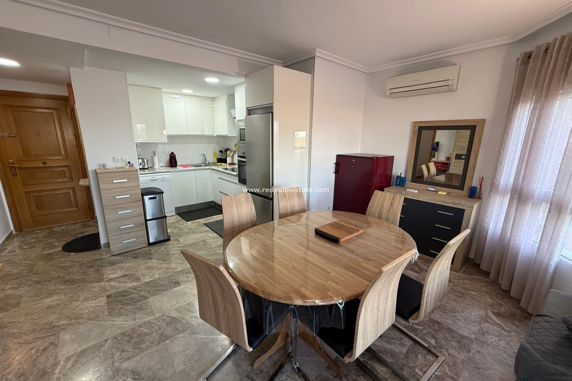 Resale - Apartment -
Torrevieja - Punta prima