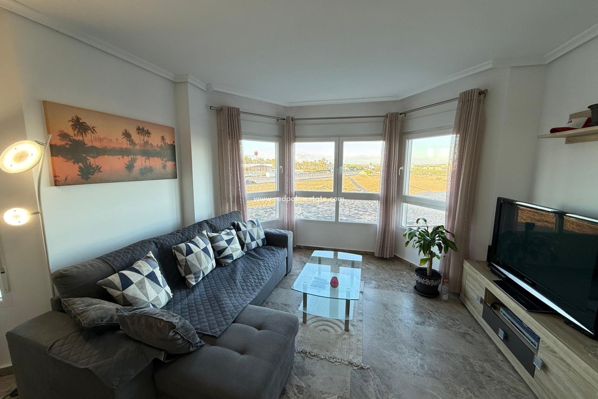 Resale - Apartment -
Torrevieja - Punta prima