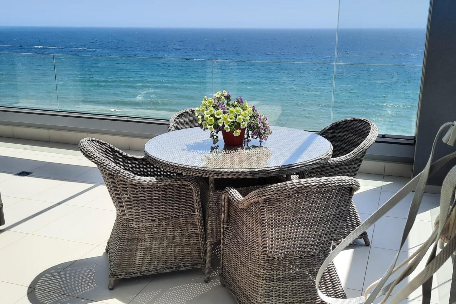 Resale - Apartment -
Torrevieja - Punta prima