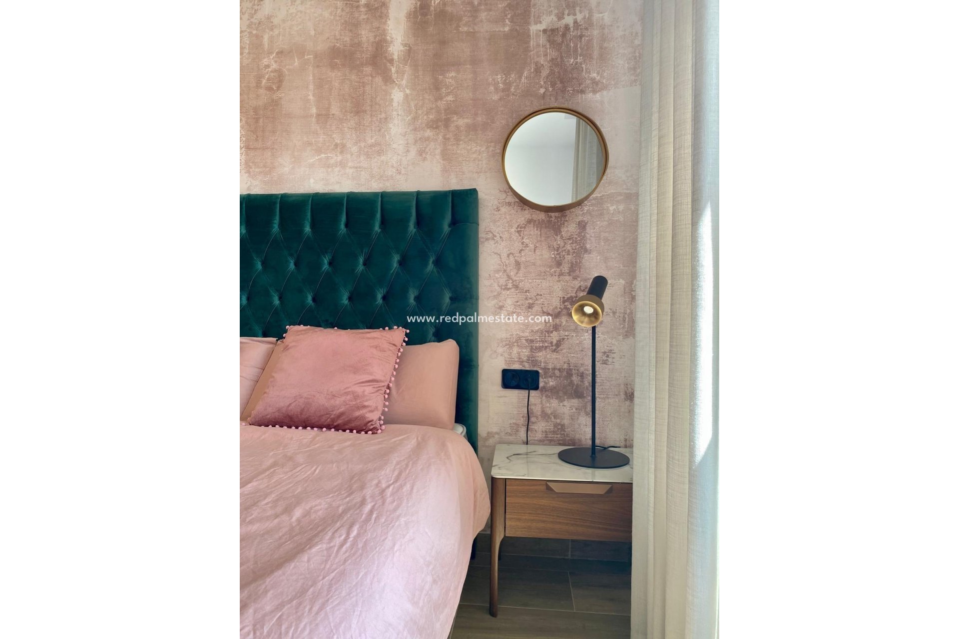 Resale - Apartment -
Torrevieja - Punta prima