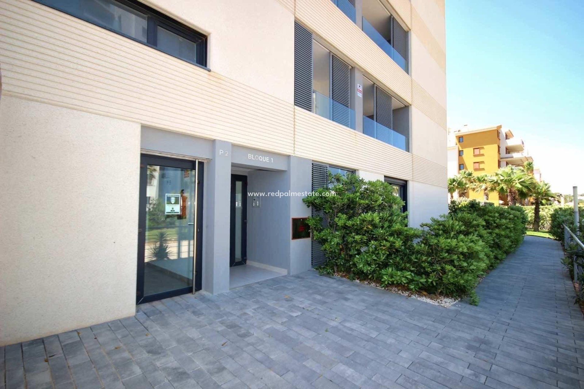 Resale - Apartment -
Torrevieja - Punta prima