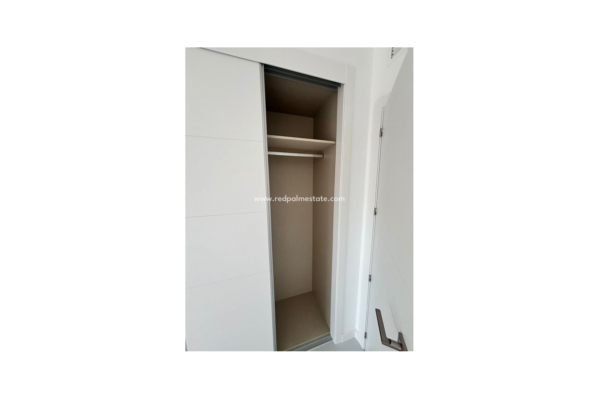 Resale - Apartment -
Torrevieja - Punta prima