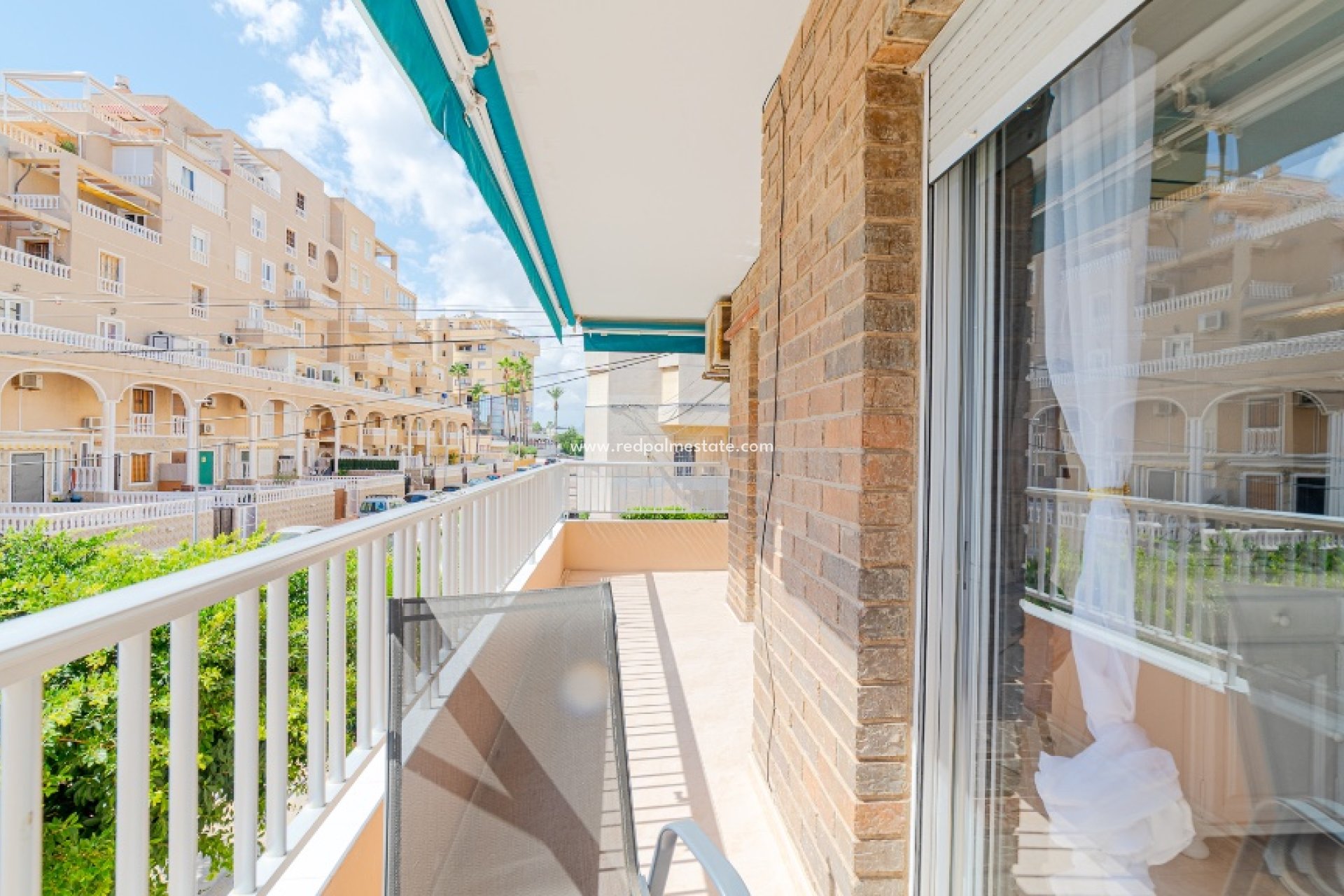 Resale - Apartment -
Torrevieja - Punta prima