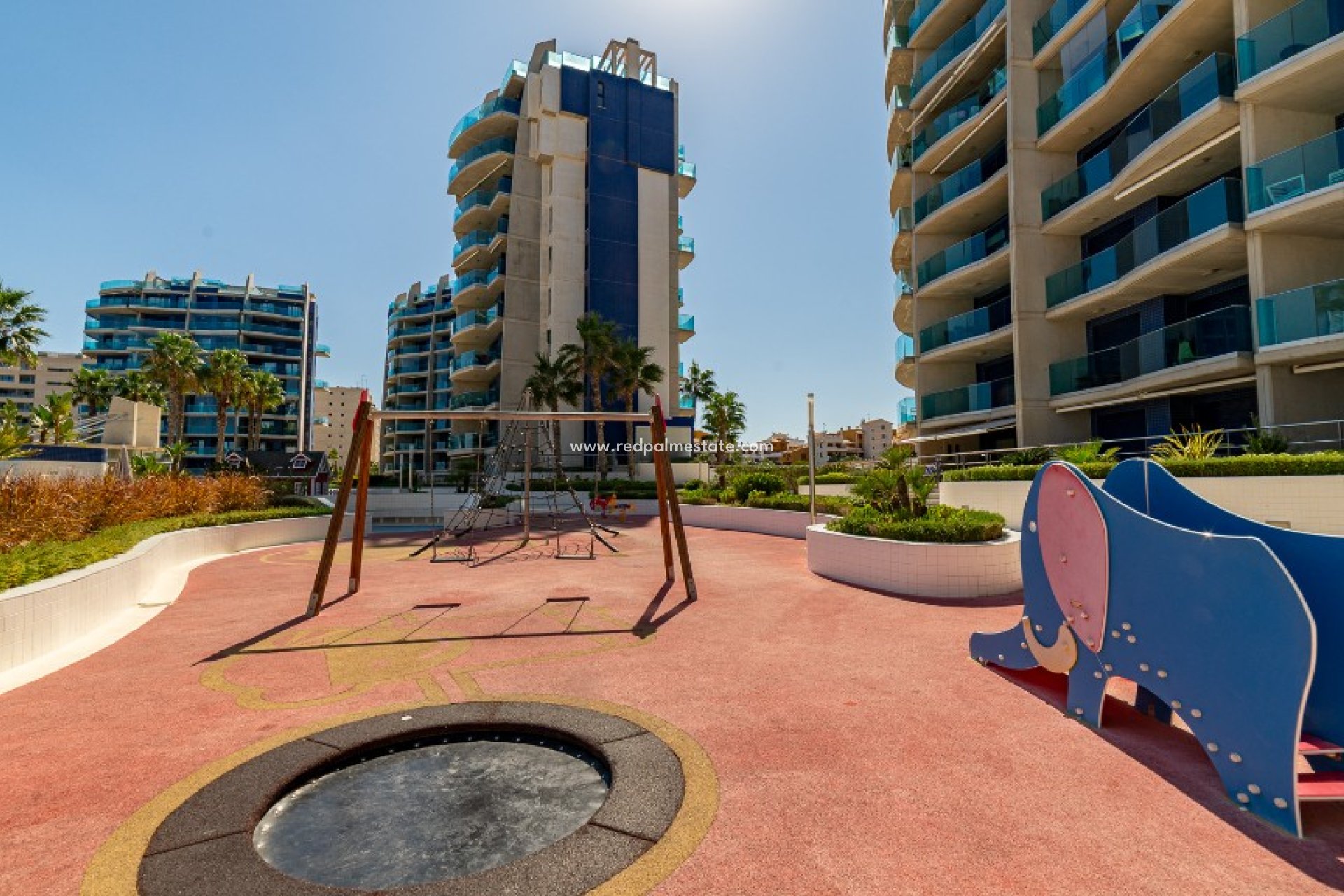 Resale - Apartment -
Torrevieja - Punta prima