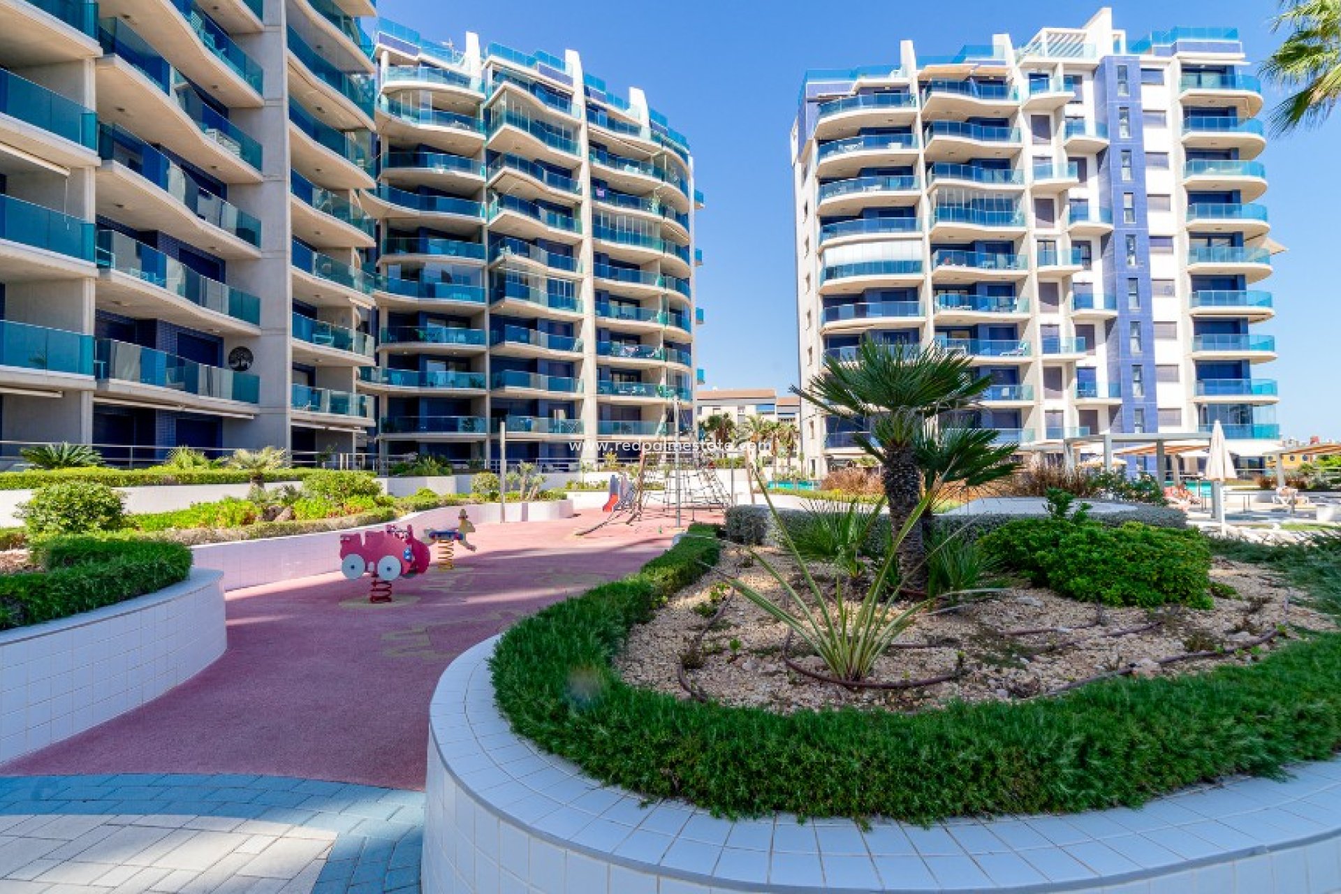 Resale - Apartment -
Torrevieja - Punta prima