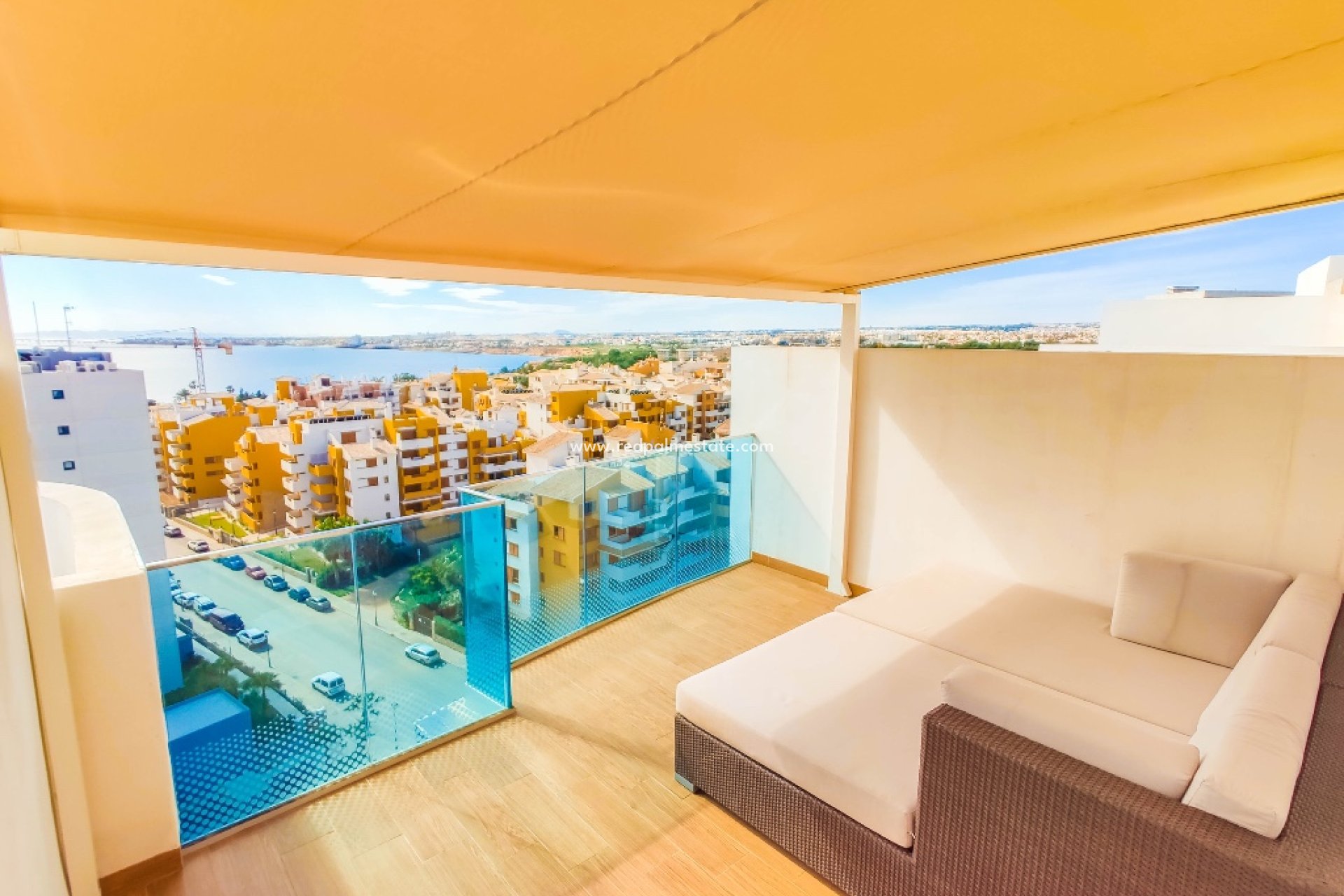 Resale - Apartment -
Torrevieja - Punta prima