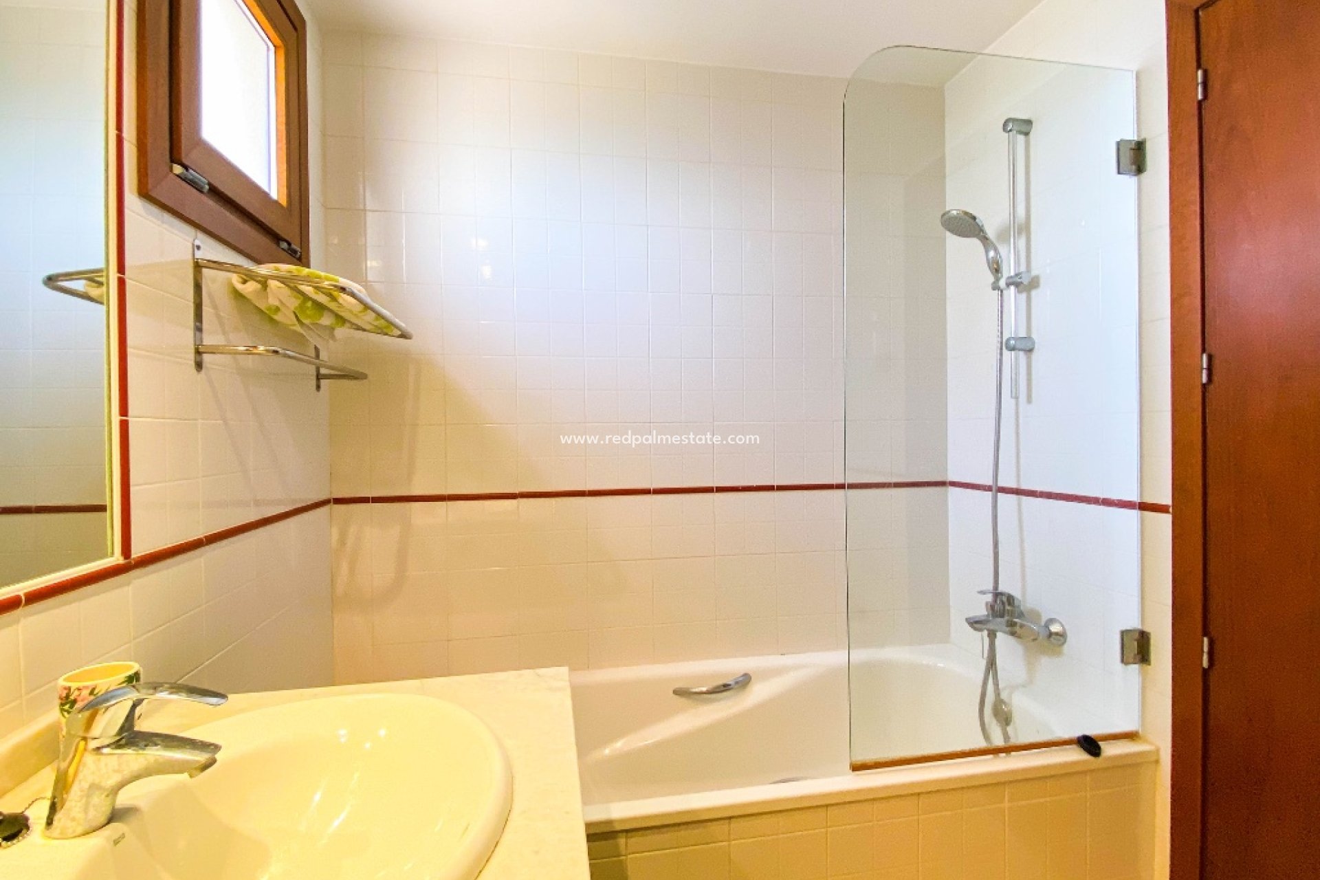 Resale - Apartment -
Torrevieja - Punta prima