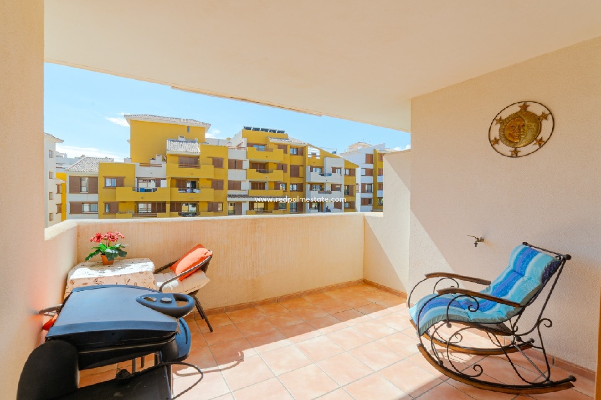 Resale - Apartment -
Torrevieja - Punta prima