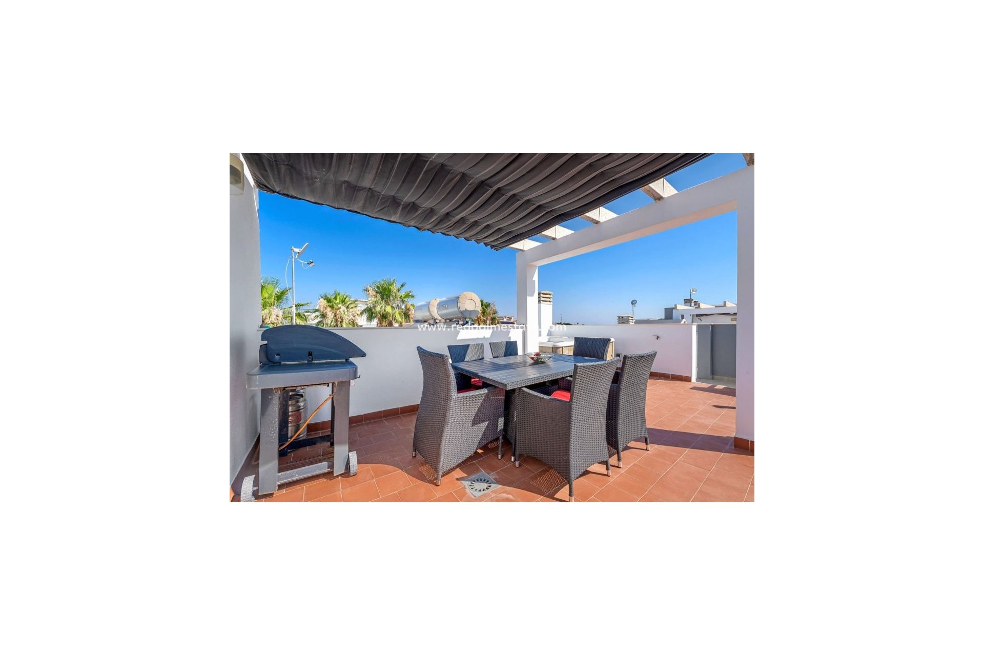 Resale - Apartment -
Torrevieja - Punta prima