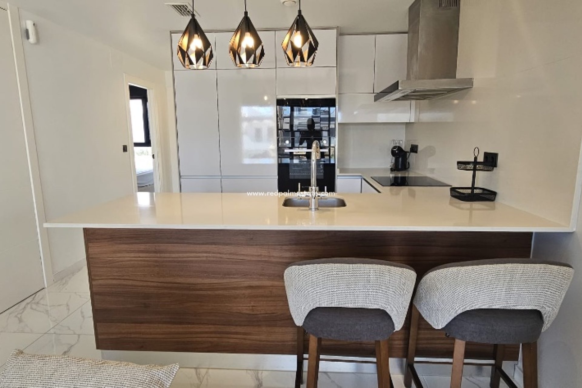 Resale - Apartment -
Torrevieja - Punta prima